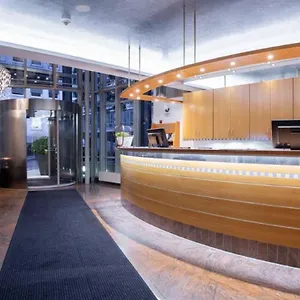 Kronenhotel Otel